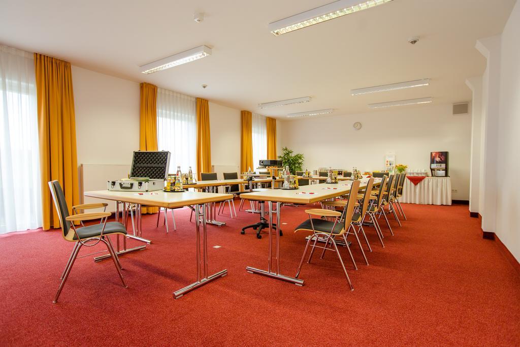 Montana-Hotel Ellwangen Ngoại thất bức ảnh