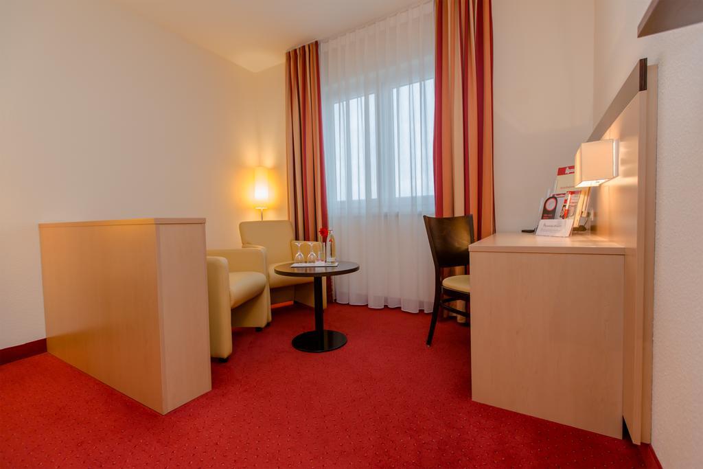 Montana-Hotel Ellwangen Ngoại thất bức ảnh